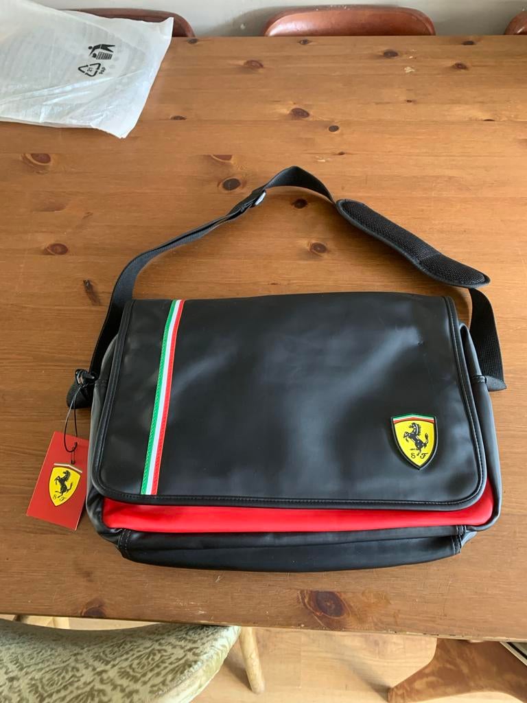 Ferrari Schoudertas - Zwart met Italiaanse Streep, Ophalen of Verzenden, Nieuw, Zwart, Overige merken