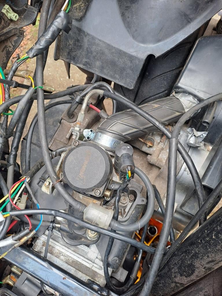 Motorblok gy6  kisbee 80cc lopend   15 april gedemonteerd, Fietsen en Brommers, Brommeronderdelen | Algemeen, Ophalen of Verzenden