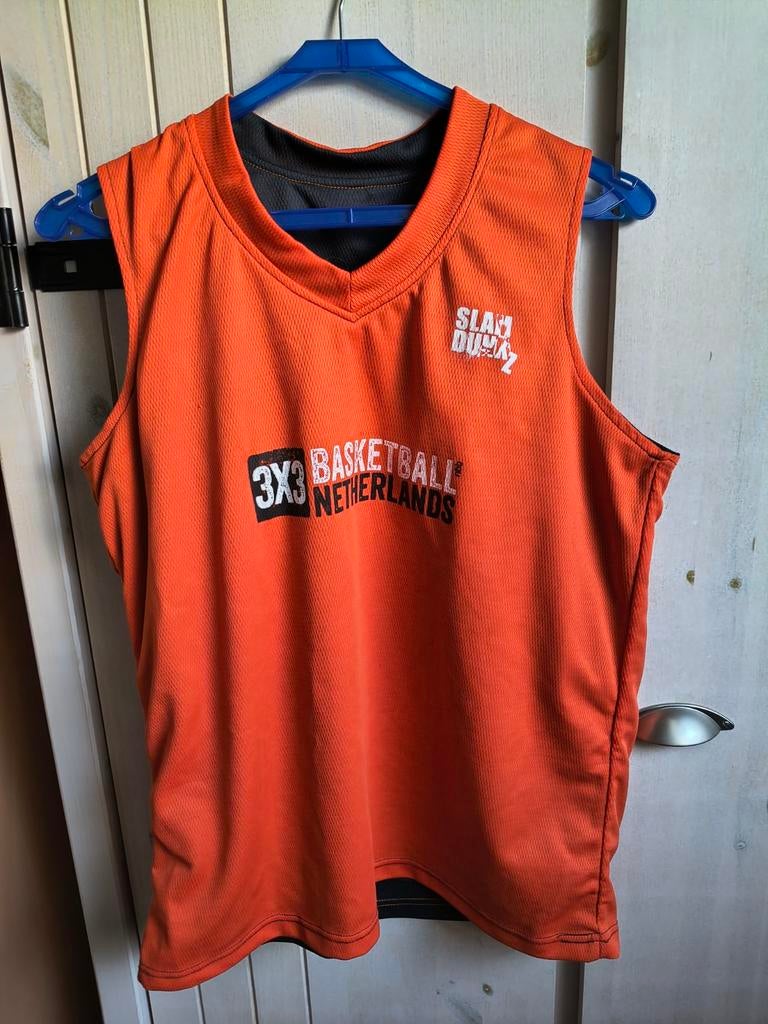 Basketbal shirt, Sport en Fitness, Basketbal, Ophalen of Verzenden, Zo goed als nieuw, Schoenen