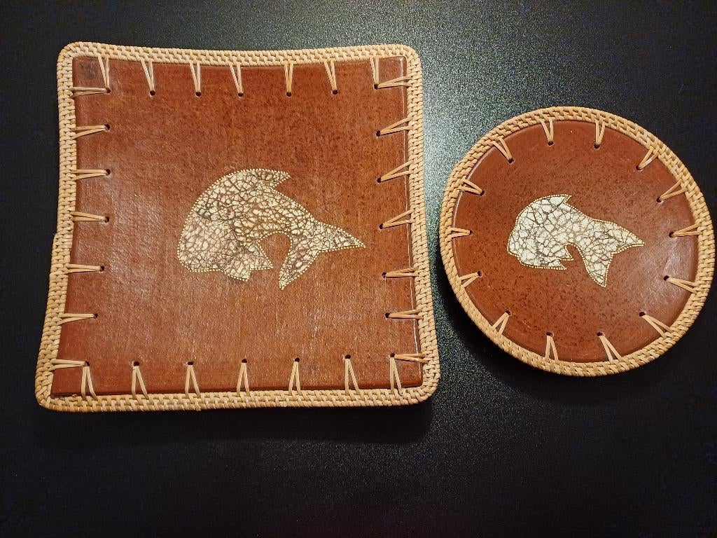 Set van 2 decoratieve schalen van hout met vismotief, Huis en Inrichting, Schaal, Rond, Ophalen of Verzenden, Zo goed als nieuw