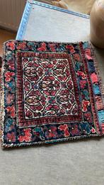 Tapijt kussen antieke, Ophalen of Verzenden