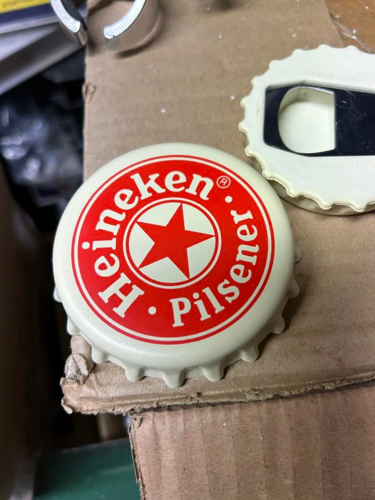 Heineken kroonkurk opener jaren 80, Verzamelen, Ophalen, Zo goed als nieuw, Gebruiksvoorwerp