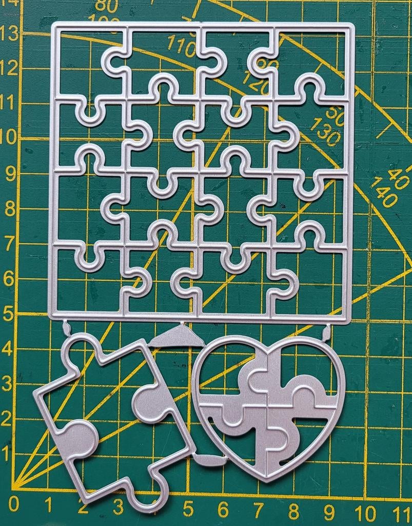 Snijmal frame puzzelstukje/ hartje, Ophalen of Verzenden, Overige thema's, Pons of Mal