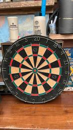 Dartbord professioneel in zeer goede staat, Ophalen of Verzenden, Zo goed als nieuw, Dartbord