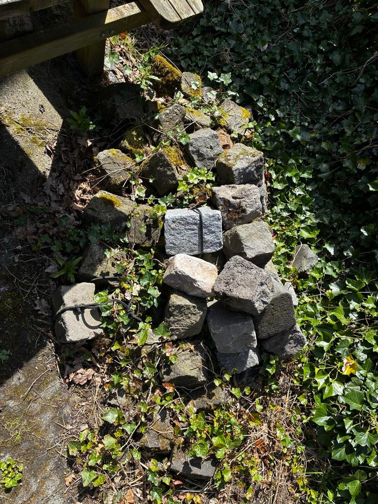 Diverse natuurstenen basalt keien, Tuin en Terras, Ophalen, Gebruikt, Graniet, Kei