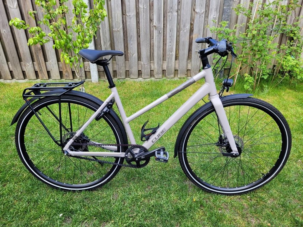 Dames Cube Travel EXC A8 D50 als nieuw! Belt drive, alfine 8, Versnellingen, Zo goed als nieuw, 50 tot 53 cm, Schijfrem