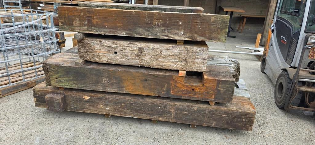Douglas blokken uit weg- en waterbouw, Gebruikt, Ophalen of Verzenden, Balk, Overige houtsoorten