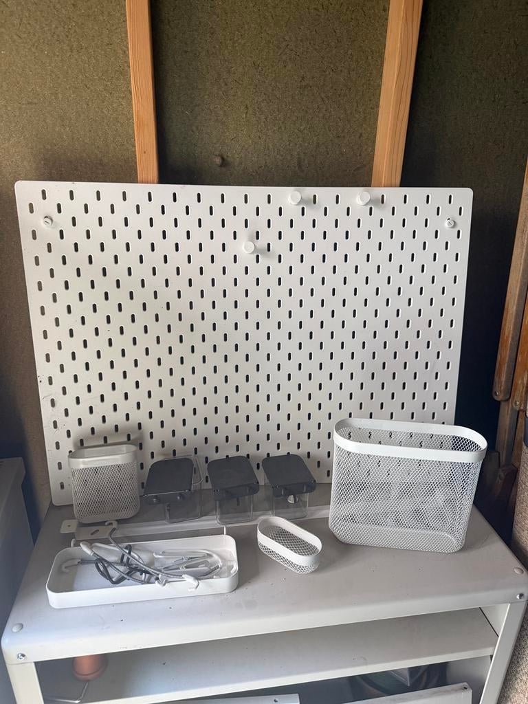 Wandrek ikea skadis, Ophalen of Verzenden, Zo goed als nieuw