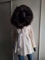 Nieuwe bontjas met capuchon Saga Furs- Maat 38, Maat 38/40 (M), Wit, Nieuw, Ophalen of Verzenden