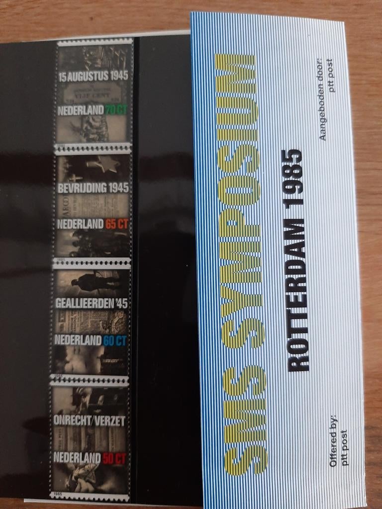 Nederlandse postzegels Bevrijding 1945 - PTT Symposium 1985, Postzegels en Munten, Postzegels | Nederland, Ophalen of Verzenden