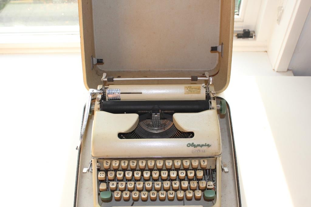 Olympia Monica, Ophalen, Gebruikt