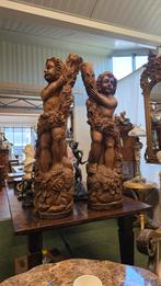 Grote antieke houtgesneden putti's, Ophalen