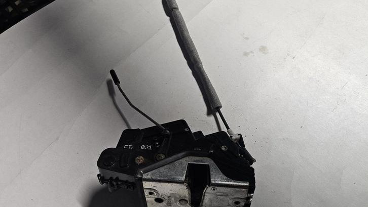 Deurslot (EU) links achter binnenzijde deur BMW 3 serie E46, Auto-onderdelen, Carrosserie en Plaatwerk, Gebruikt, Herkomst onderdeel bekend