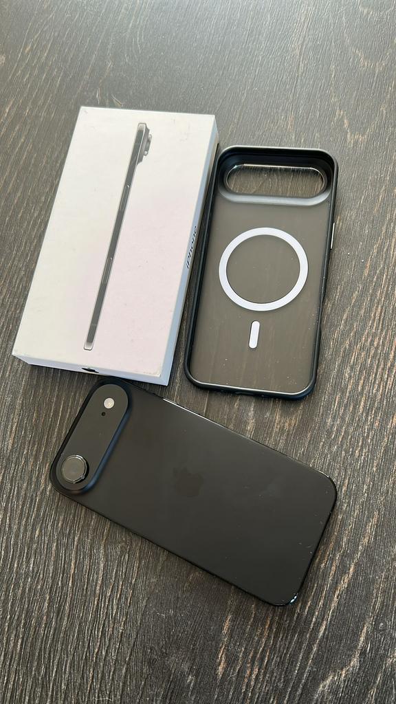 Iphone 17 air 3 dagen oud, Telecommunicatie, Mobiele telefoons | Apple iPhone, Zwart, Nieuw, 100 %, Ophalen