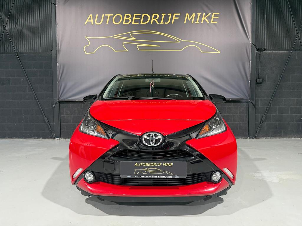 Toyota Aygo 1.0 VVT-i x-cite, Auto's, Voorwielaandrijving, Gebruikt, Euro 6, 4 stoelen