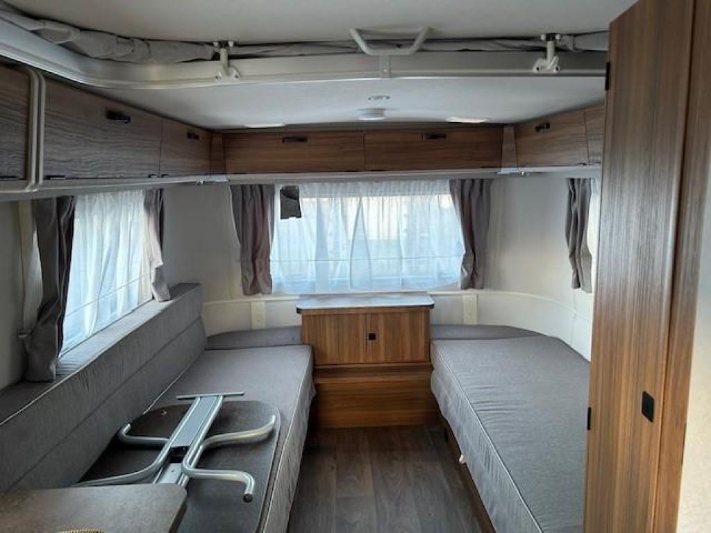 Eriba Touring 620, Caravans en Kamperen, Tot en met 2, Bedrijf, Schokbreker, 5 tot 6 meter