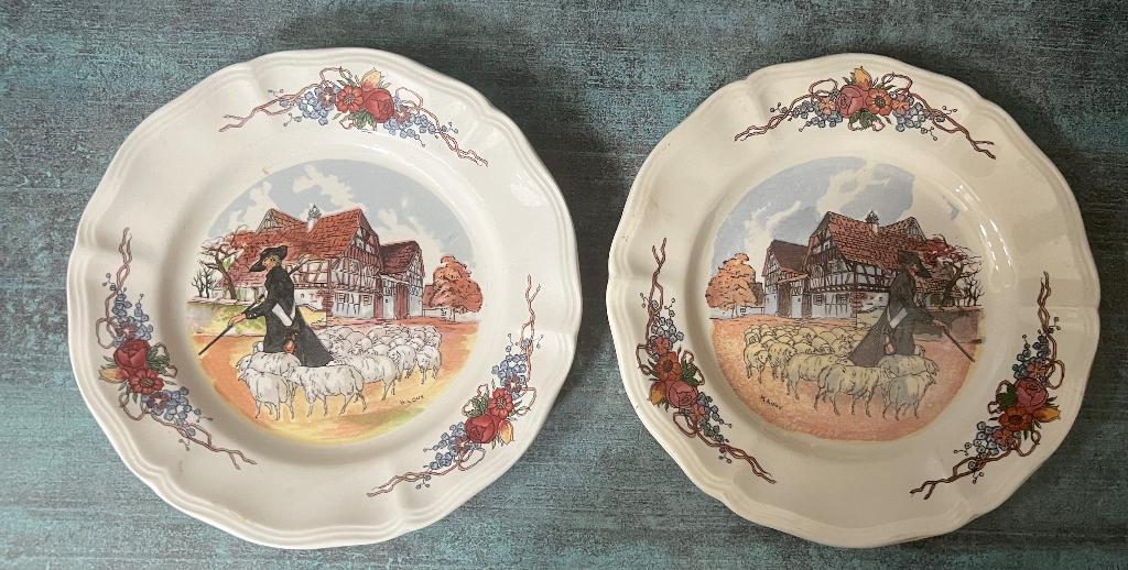 Sarreguemines France Obernai. 2x bord., Ophalen of Verzenden