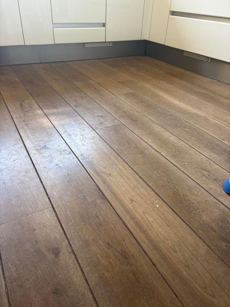 Massief eiken vloer 22m² - 20mm dik - op te schuren, Gebruikt, Bruin, 10 tot 25 m², Ophalen