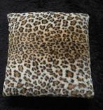 Design Kussen, tijger / panter print, nieuw, Huis en Inrichting, Ophalen of Verzenden, Nieuw, Overige kleuren, Vierkant