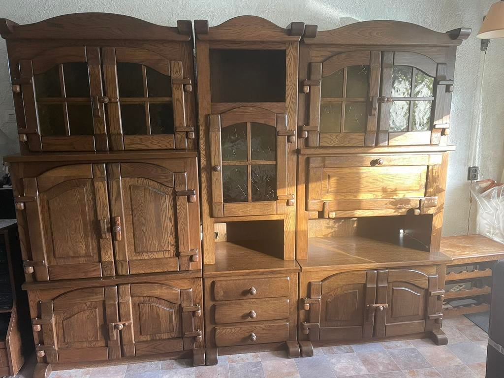 — Gratis — Massief eiken wandmeubel, Ophalen, Zo goed als nieuw, 25 tot 50 cm, 200 cm of meer