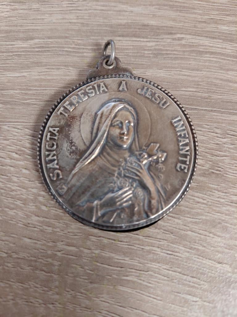 Relikwie, Ophalen of Verzenden, Zo goed als nieuw