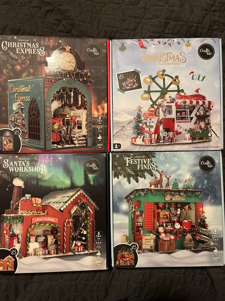 DIY Miniatuur Kersthuisjes Set - 4 Stuks, Hobby en Vrije tijd, Ophalen of Verzenden, Nieuw, Knutselwerk