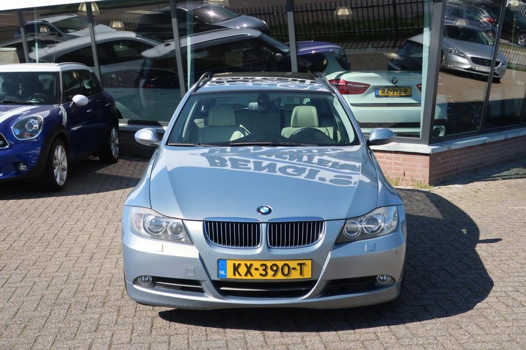 BMW 3-serie Touring 325i Dynamic Executive. PDC_Pano_Xenon_1, Auto's, Automaat, Achterwielaandrijving, Gebruikt, 2497 cc