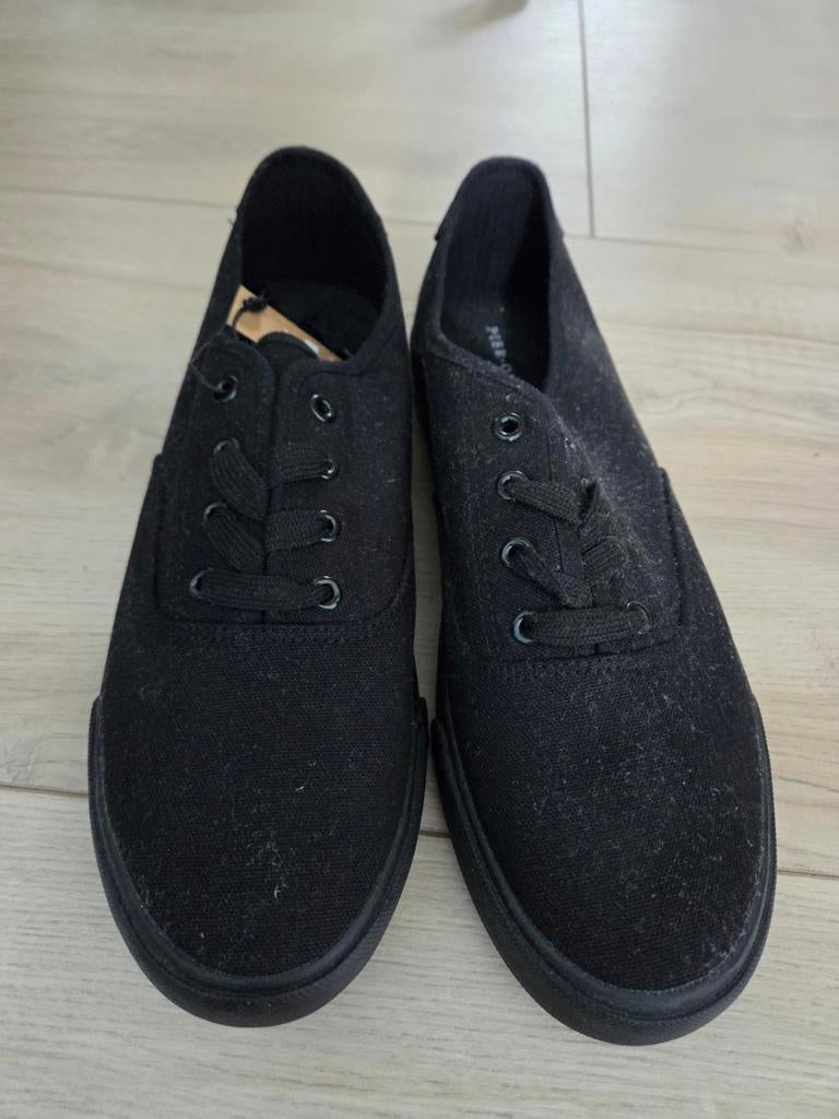 Nieuwe zwarte sneakers maat 44, Kleding | Heren, Schoenen, Zwart, Nieuw, Pier One, Ophalen of Verzenden