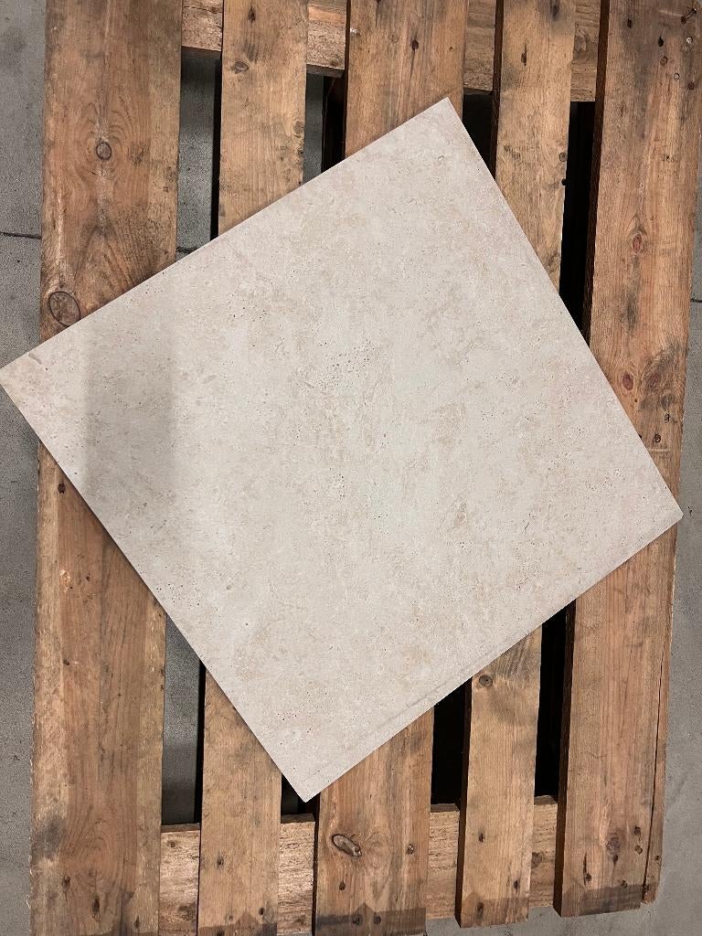 Pallet travertin beige buitentegels 60x60x2cm (13,68 m2), Tuin en Terras, Tegels en Klinkers, Keramiek, Ophalen of Verzenden, Zo goed als nieuw