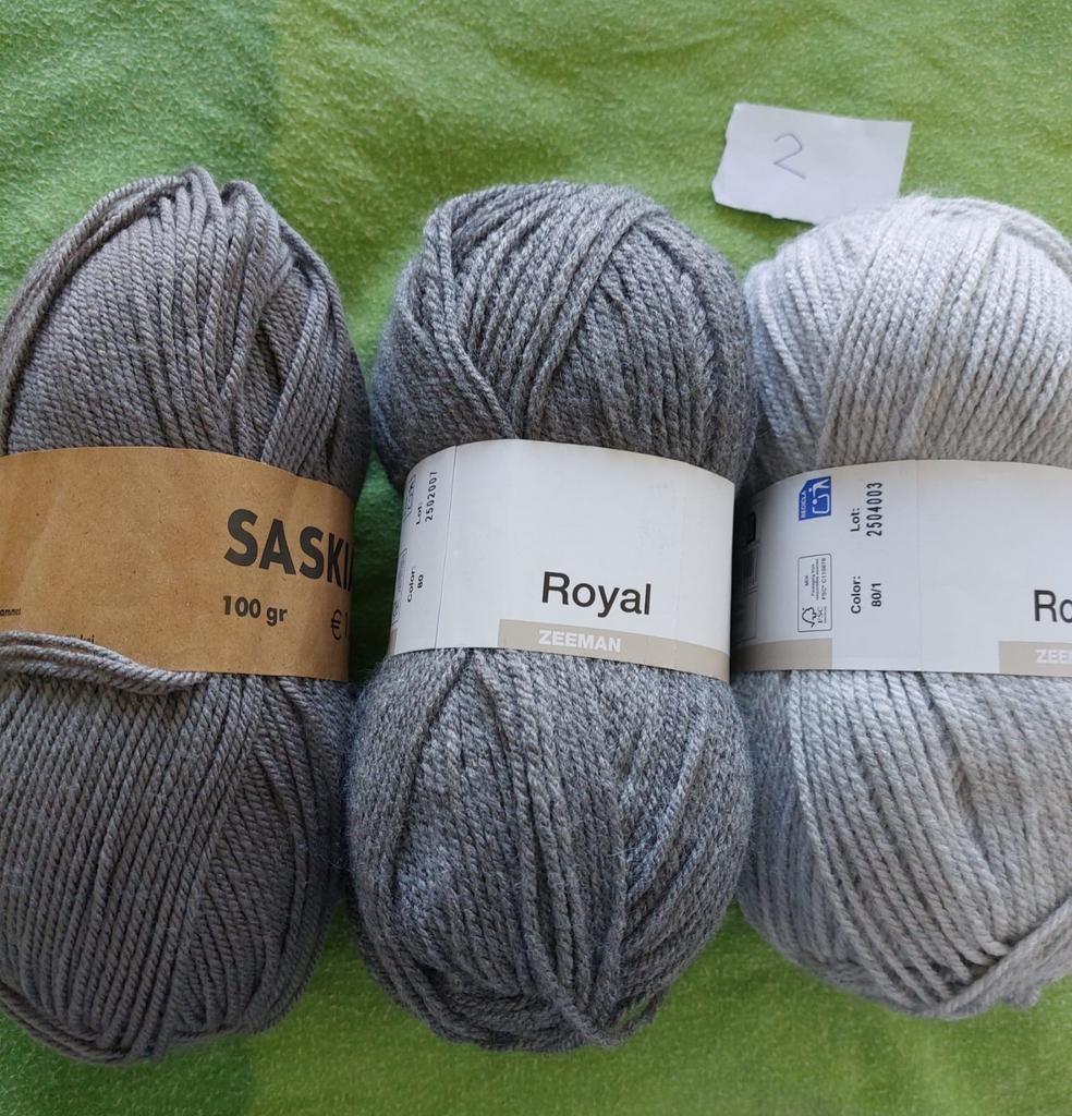 3 bollen wol verschillende grijs (Royal & Saskia), Ophalen of Verzenden, Nieuw, Breien of Haken, Wol of Garen