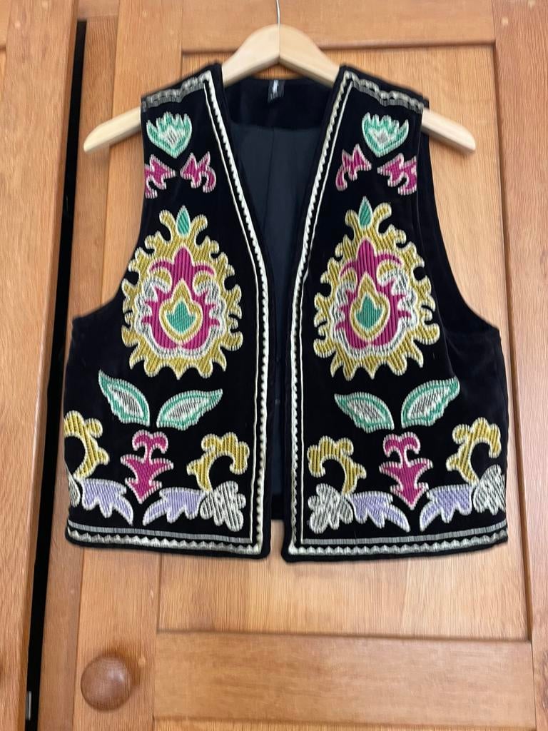 Eksept geborduurde gilet, Maat 38/40 (M), Zwart, Ophalen of Verzenden, Zo goed als nieuw