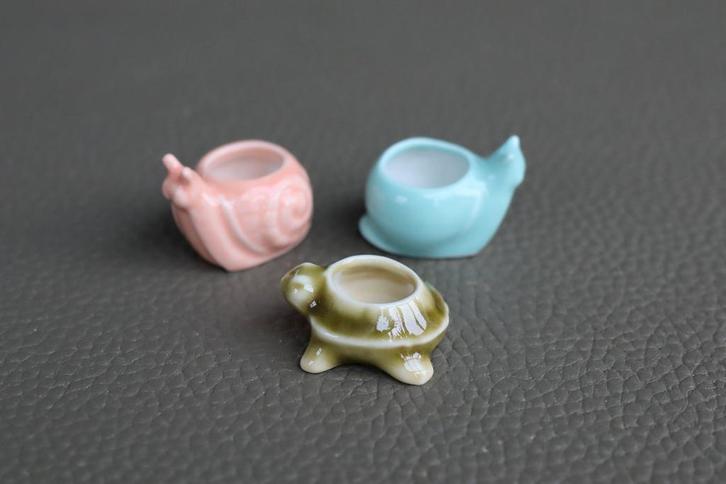 Voorjaar, gekke slakken en schildpad als plantenbakken., Verzamelen, Poppenhuizen en Toebehoren, Gebruiksvoorwerp, Ophalen of Verzenden