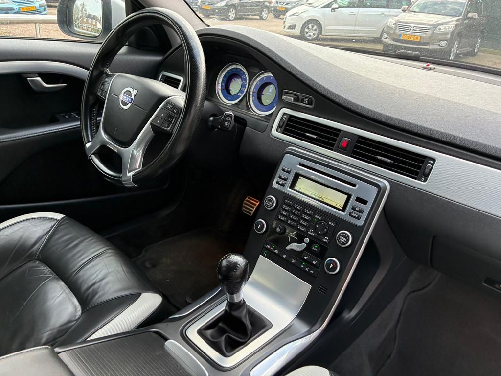 Volvo V70 2.5T Summum | R-Design + Clima + Cruise + Leder nu, Voorwielaandrijving, Gebruikt, Zwart, 1600 kg