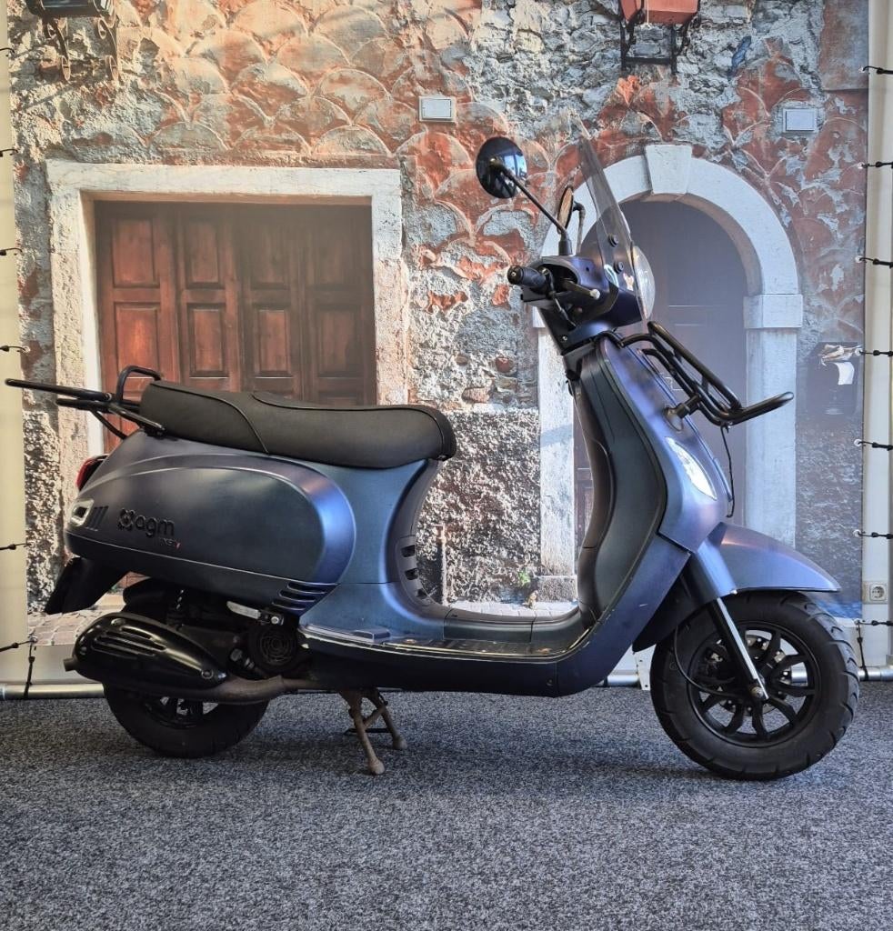 AGM VX50 - Snorscooter - 2020 - 9420 KM, Fietsen en Brommers, Snorfietsen en Snorscooters, Info@recycle-ride.nl, Gebruikt, Marsdiepstraat 365