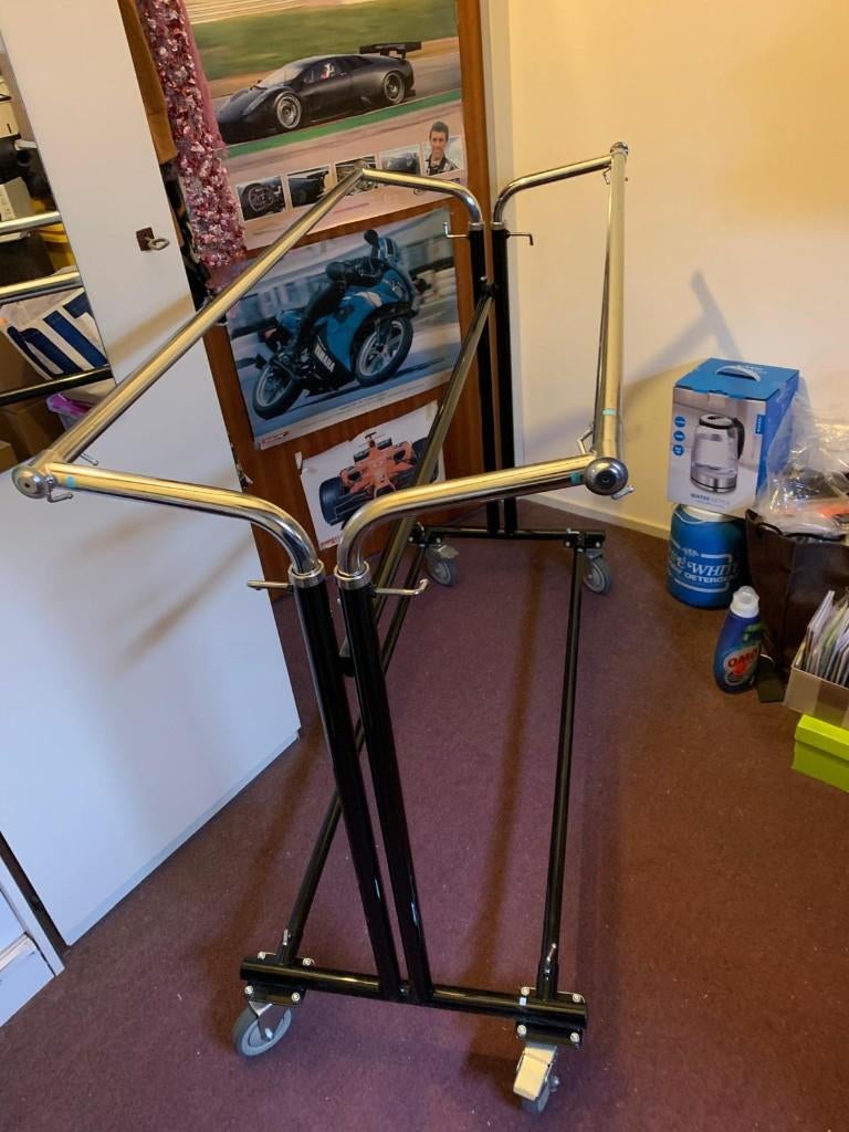 Dubbel kledingrek, Ophalen, Met wielen, Zo goed als nieuw