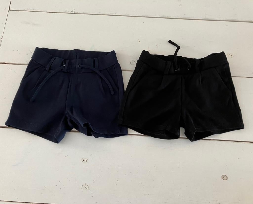 2 korte broekjes van Name It mt 110, Kinderen en Baby's, Kinderkleding | Maat 110, Broek, Gebruikt, Meisje, Ophalen of Verzenden