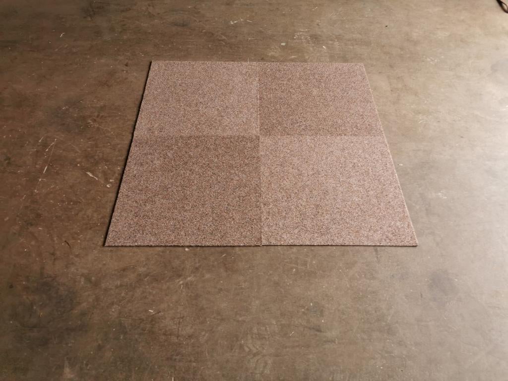 Nieuw tapijttegels kleur beige €2,00 ex BTW per tegel, 75 m² of meer, Nieuw, Ophalen of Verzenden, Tapijttegels