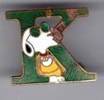 Peanuts (Snoopy) letter K email op koper broche ( M_257 ), Verzenden, Nieuw, Figuurtje, Speldje of Pin