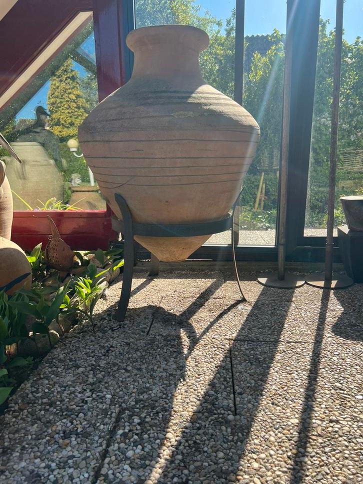 Grote GRIEKSE OLIJFOLIE KRUIK Aardewerk Terracotta Onderstel, Tuin en Terras, Tuinvazen, Gebruikt, Ophalen