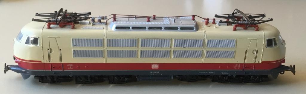 Märklin H0 # 3054 TEE Sneltreinlok DB Br: 103 beige/rood exc, Wisselstroom, Gebruikt, Locomotief, Ophalen of Verzenden