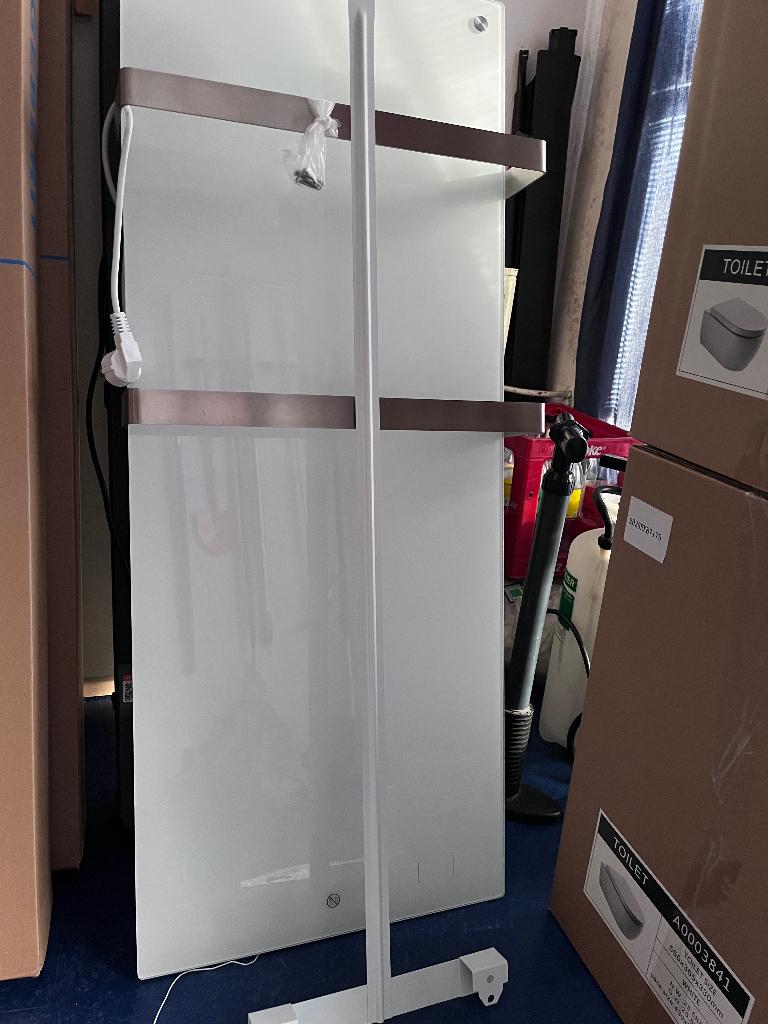 Eurom Sani 600 WiFi Infrarood badkamerkachel | Wit | 600 W |, Doe-het-zelf en Verbouw, Verwarming en Radiatoren, 500 tot 800 watt