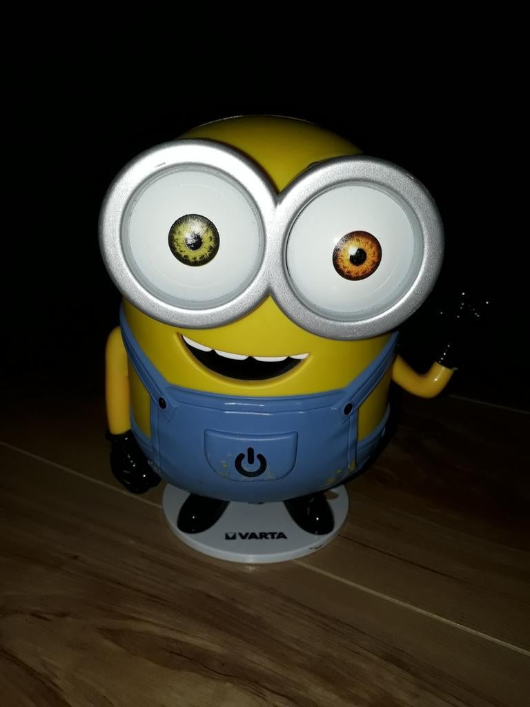 Minion Nachtlamp - Varta LED Kinderlamp, Kunststof, Ophalen of Verzenden, Zo goed als nieuw, Kindvriendelijk, Cartoon, Modern