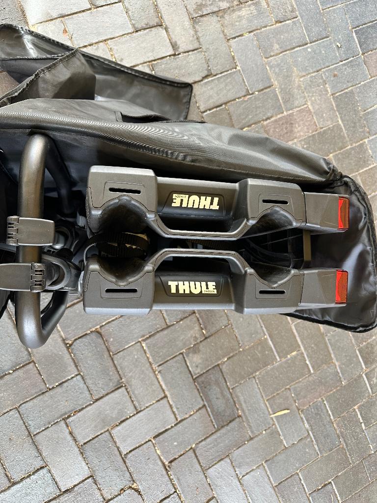 fietsendrager Thule Easyfold XT 933 934, Auto diversen, Fietsendragers, Ophalen, Elektrische fiets, Zo goed als nieuw, 2 fietsen