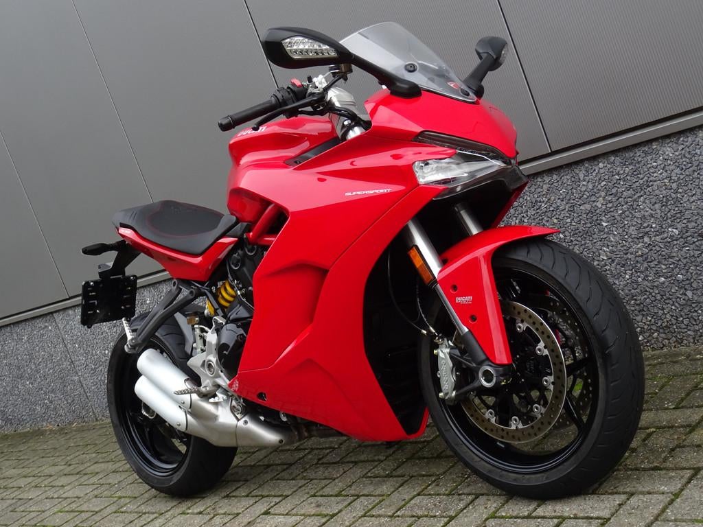 Ducati SUPERSPORT 939 (bj 2019), Motoren, Motoren | Ducati, Bedrijf, 939 cc, Sport