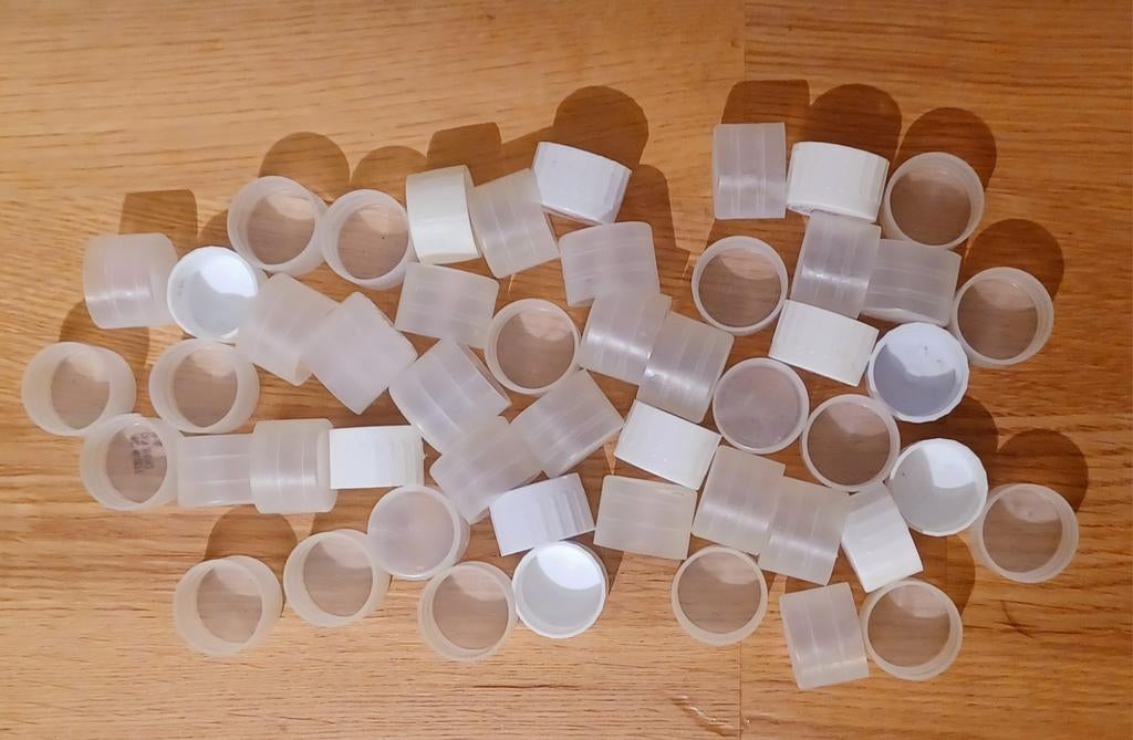 SodaStream cilinders plastic doppen of voor knutselwerk, Ophalen of Verzenden, Gebruikt