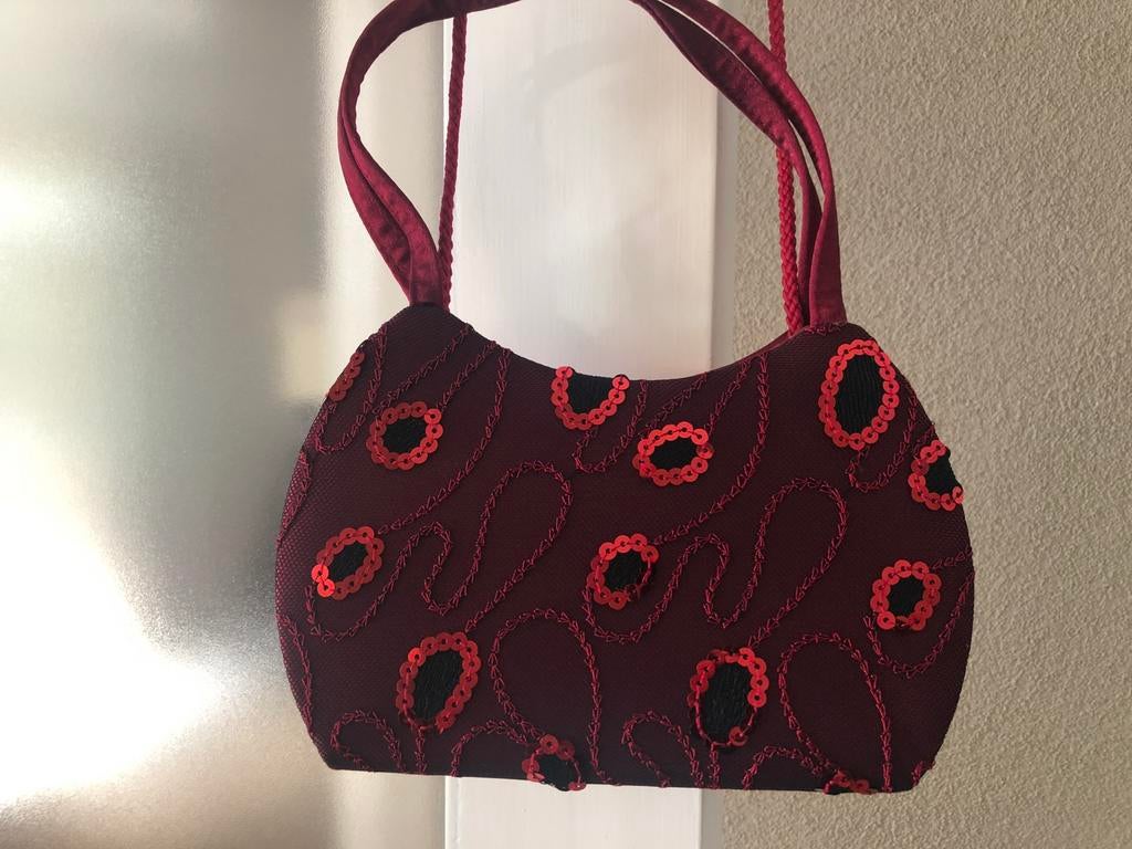 Rode Handtas met Pailletten, Sieraden, Tassen en Uiterlijk, Tassen | Damestassen, Ophalen of Verzenden, Zo goed als nieuw, Rood