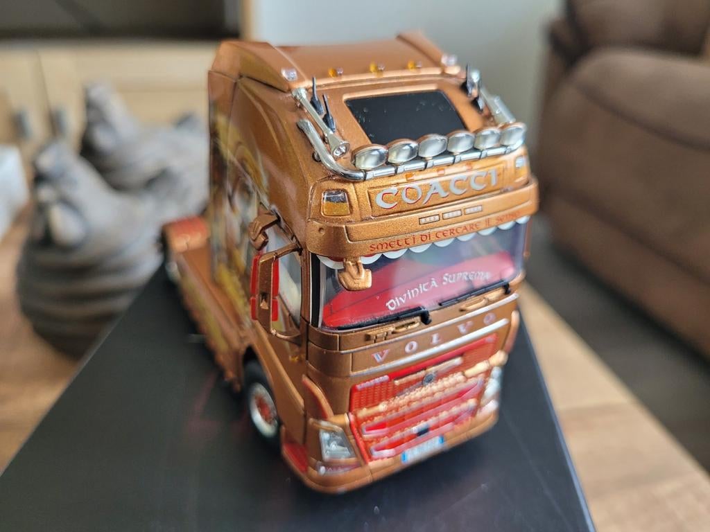 Volvo truck, Hobby en Vrije tijd, Modelauto's | 1:50, Wsi, Nieuw, Ophalen of Verzenden, W