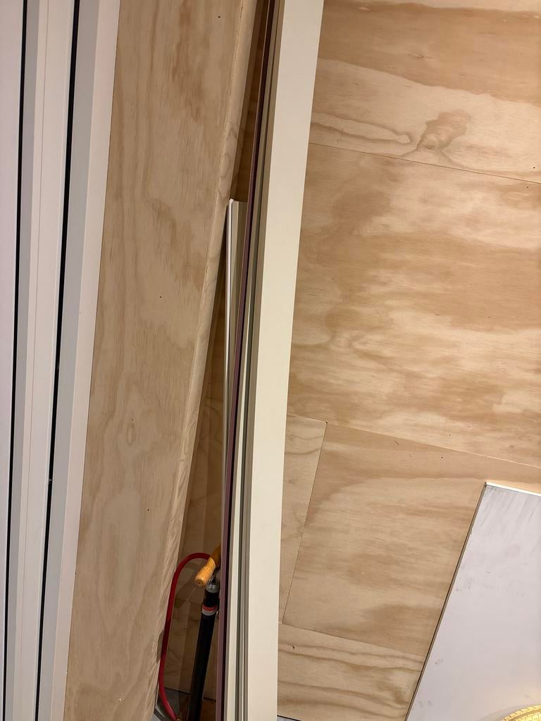 plinten - Diverse lengtes en materialen, Ophalen, Overige materialen, Gebruikt, 250 cm of meer