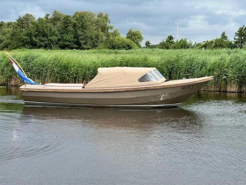 Unique koningsvlet, Watersport en Boten, Sloepen, Gebruikt, 30 tot 50 pk, 6 meter of meer, Binnenboordmotor, Diesel, Staal