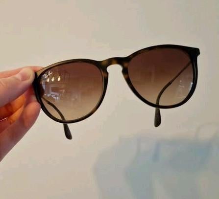 Ray Ban RB4171 erika zonnebril, Sieraden, Tassen en Uiterlijk, Zonnebrillen en Brillen | Dames, Ophalen of Verzenden, Zo goed als nieuw